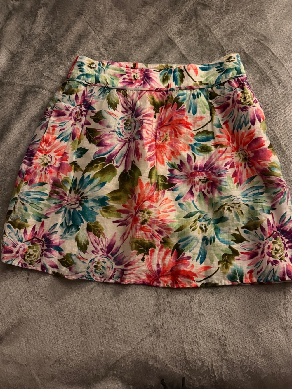 LOFT Floral Mini Skirt in Pink, Purple, Teal, Green, Orange with pockets!